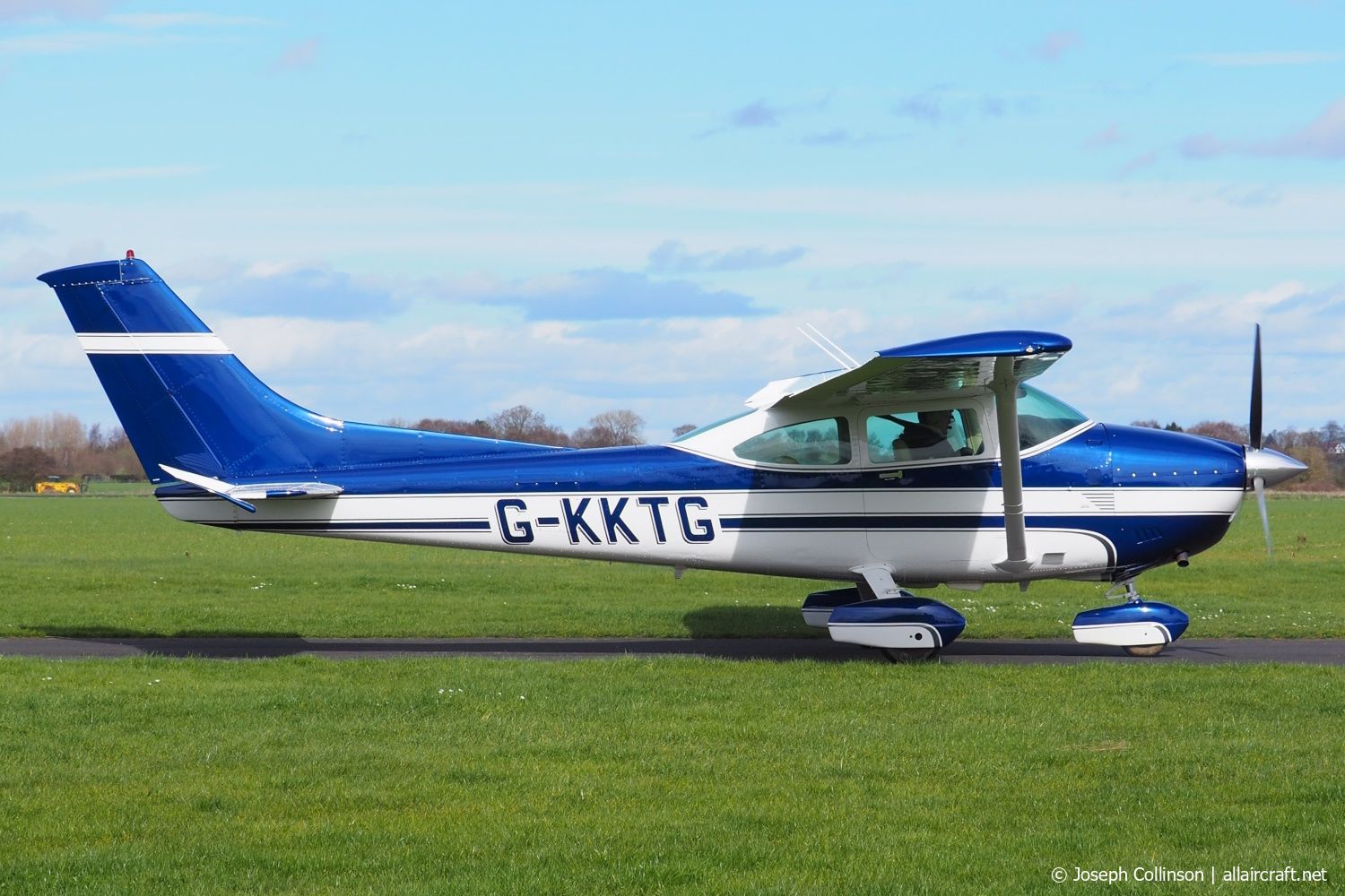 G-KKTG (182-67964) 1981 Cessna 182R Skylane