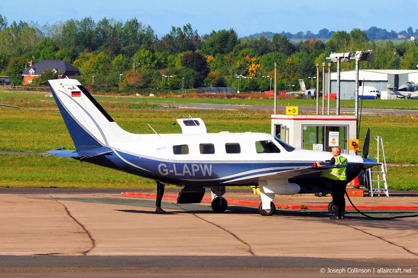 G-LAPW · Piper PA-46-350 Malibu Mirage · (GLO / EGBJ)