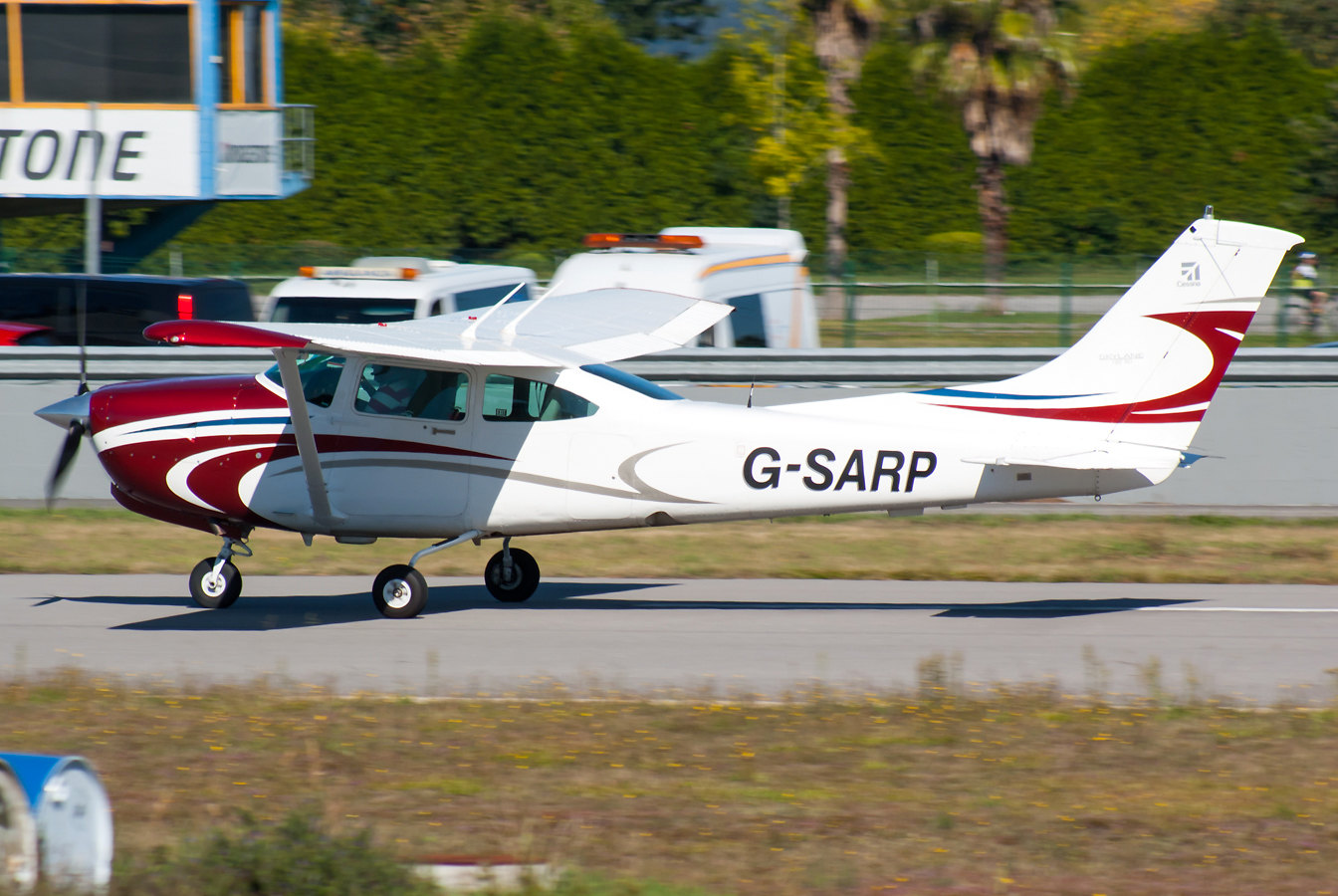 G-SARP · Cessna R182 Skylane RG · (BGZ / LPBR)