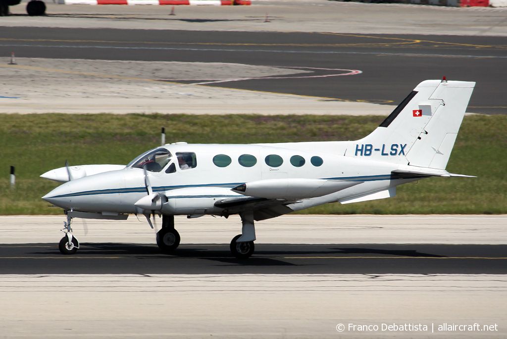 HB-LSX (cn 414-0360) Cessna 414 Chancellor