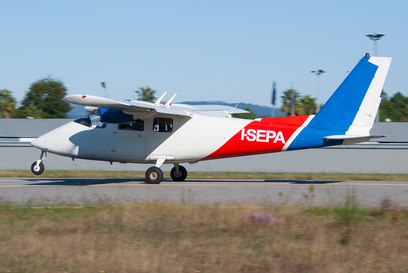 I-SEPA · Partenavia P.68 · (BGZ / LPBR)