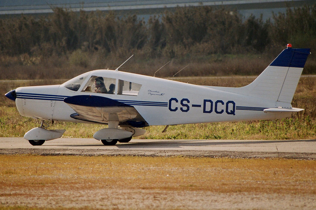 CS-DCQ · Piper PA-28-140 Cherokee Cruiser 2+2 · (LPSR)