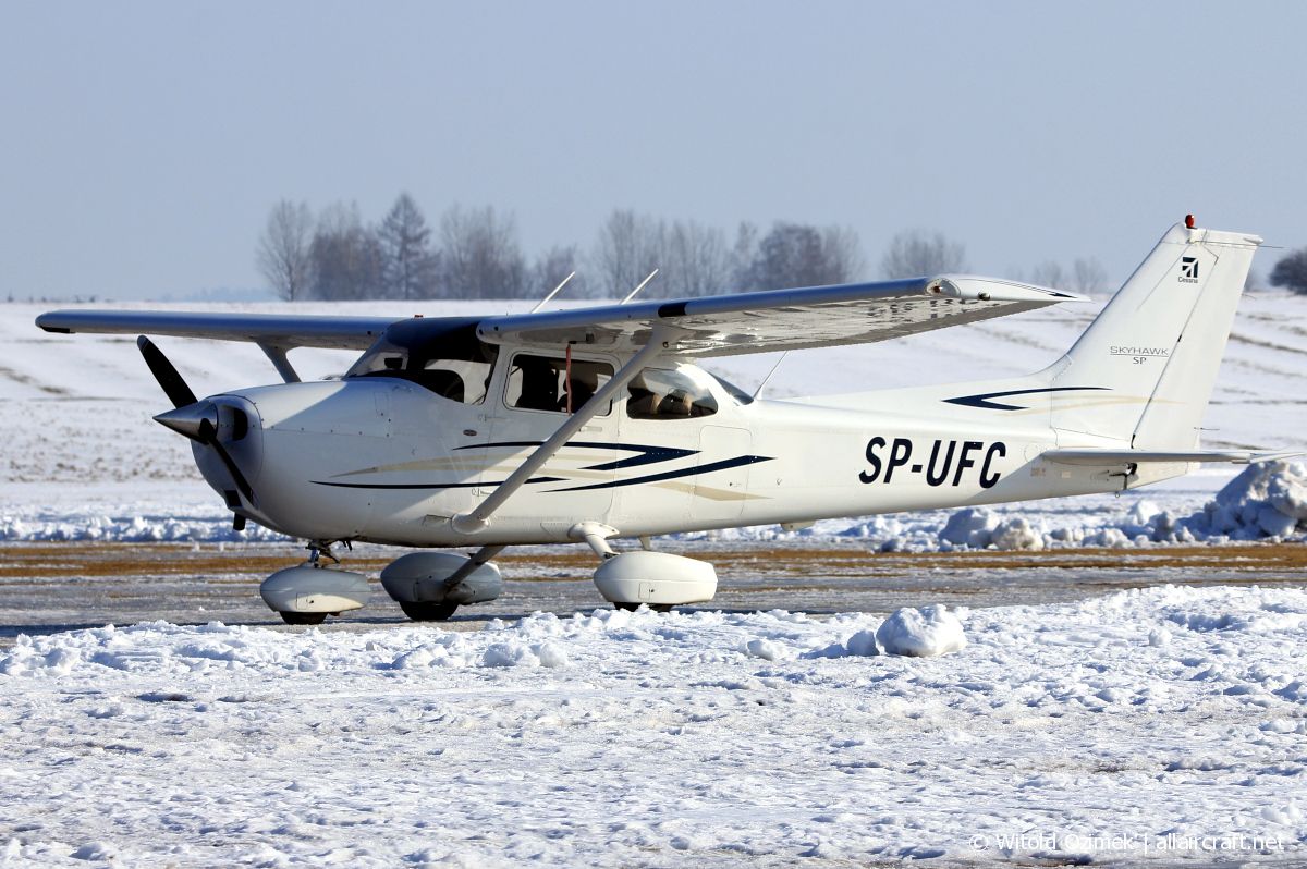 SP-UFC · Cessna 172S Skyhawk SP · (EPNT)