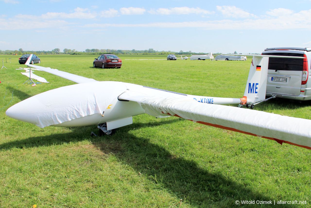 D-KDME · Schleicher ASH-31 · (EPST)