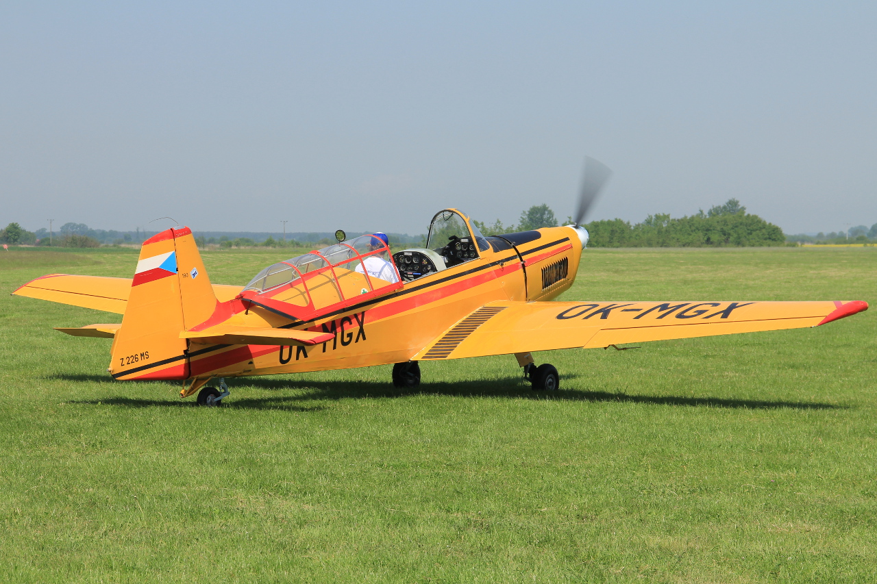 OK-MGX · Zlin Z-226MS · (EPST)