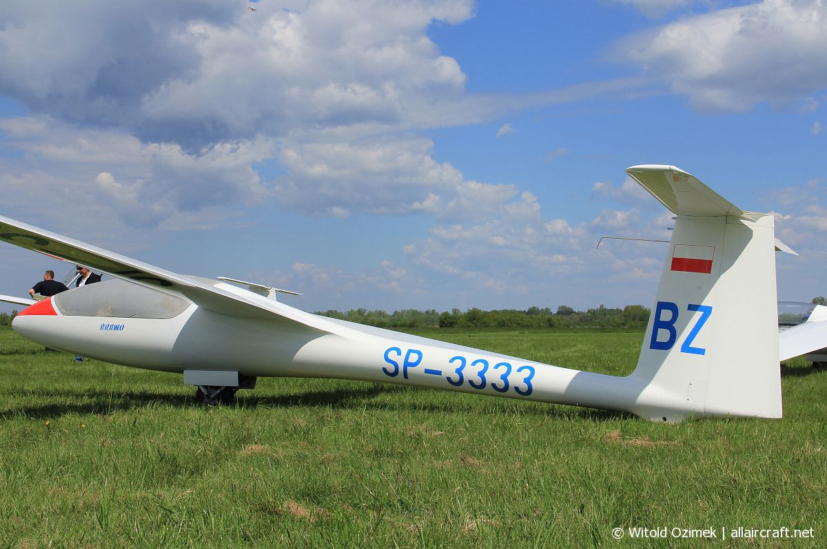 SP-3333 · SZD 48-3M Brawo · (EPST)