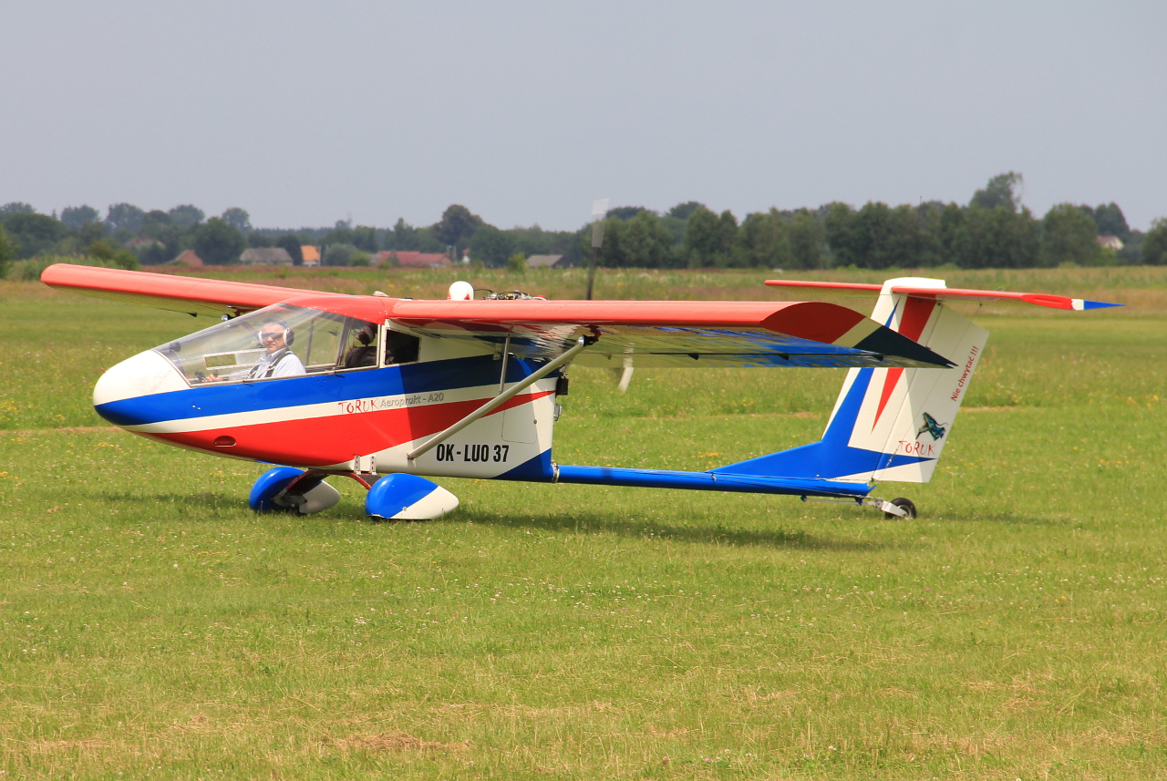 OK-LUO37 · Aeroprakt A-20 · (EPST)