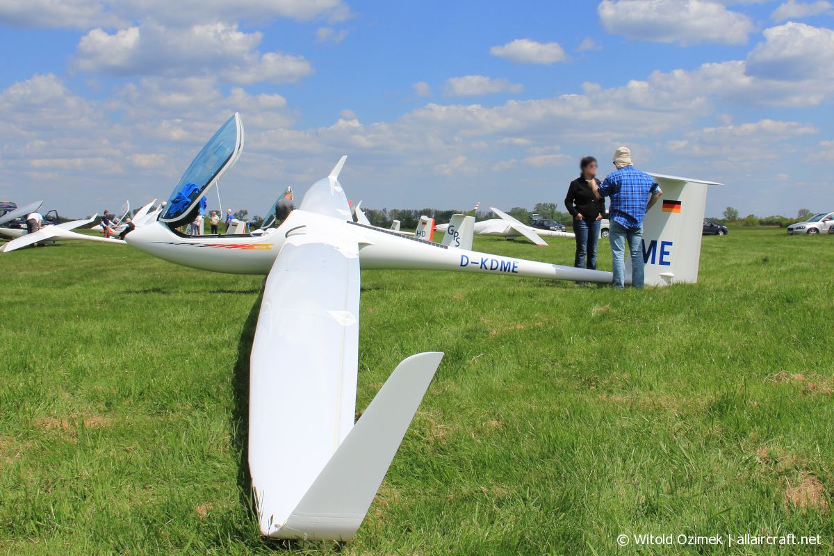 D-KDME · Schleicher ASH-31 · (EPST)