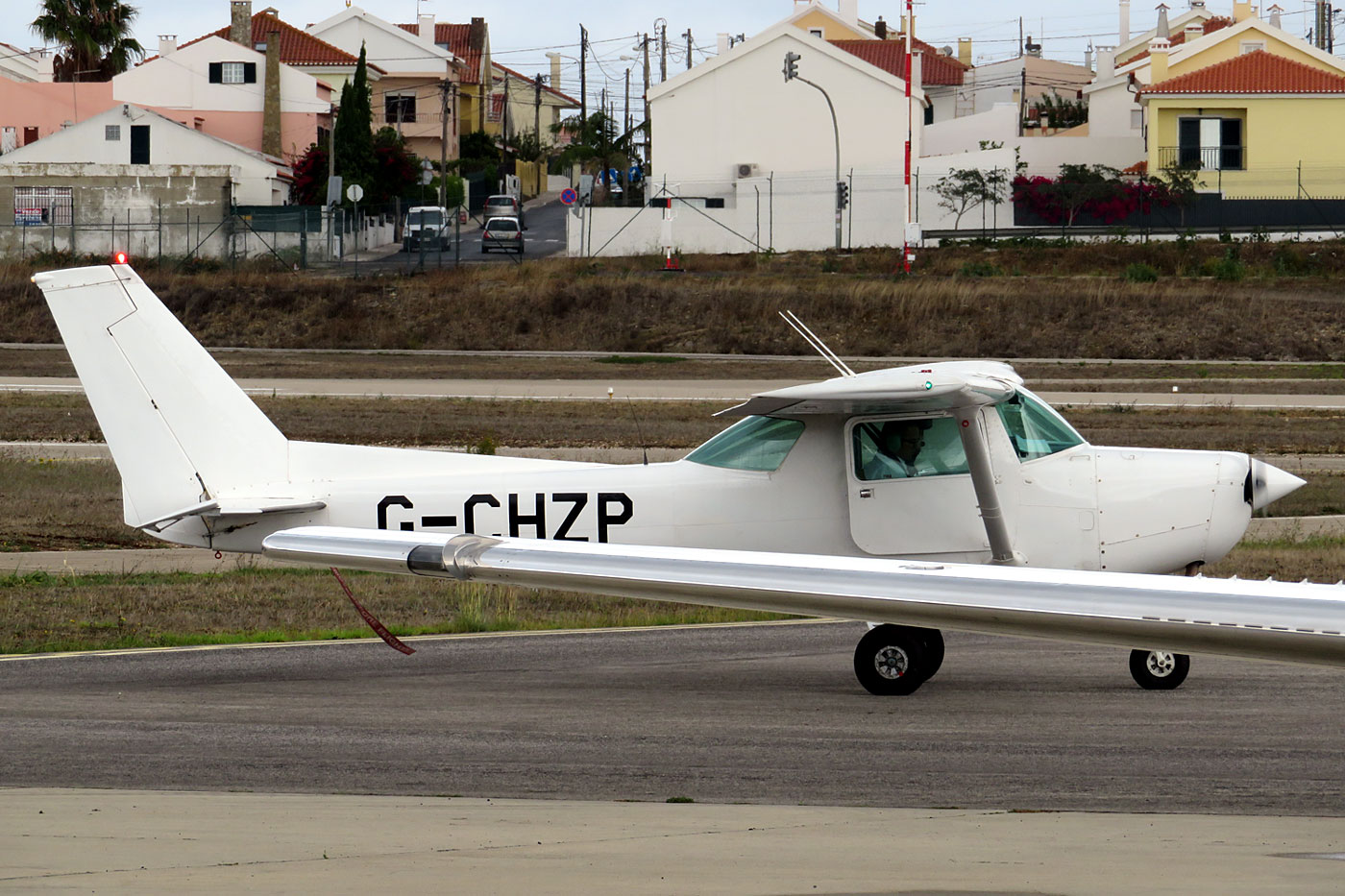 G-CHZP · Cessna 152 · (LPCS)