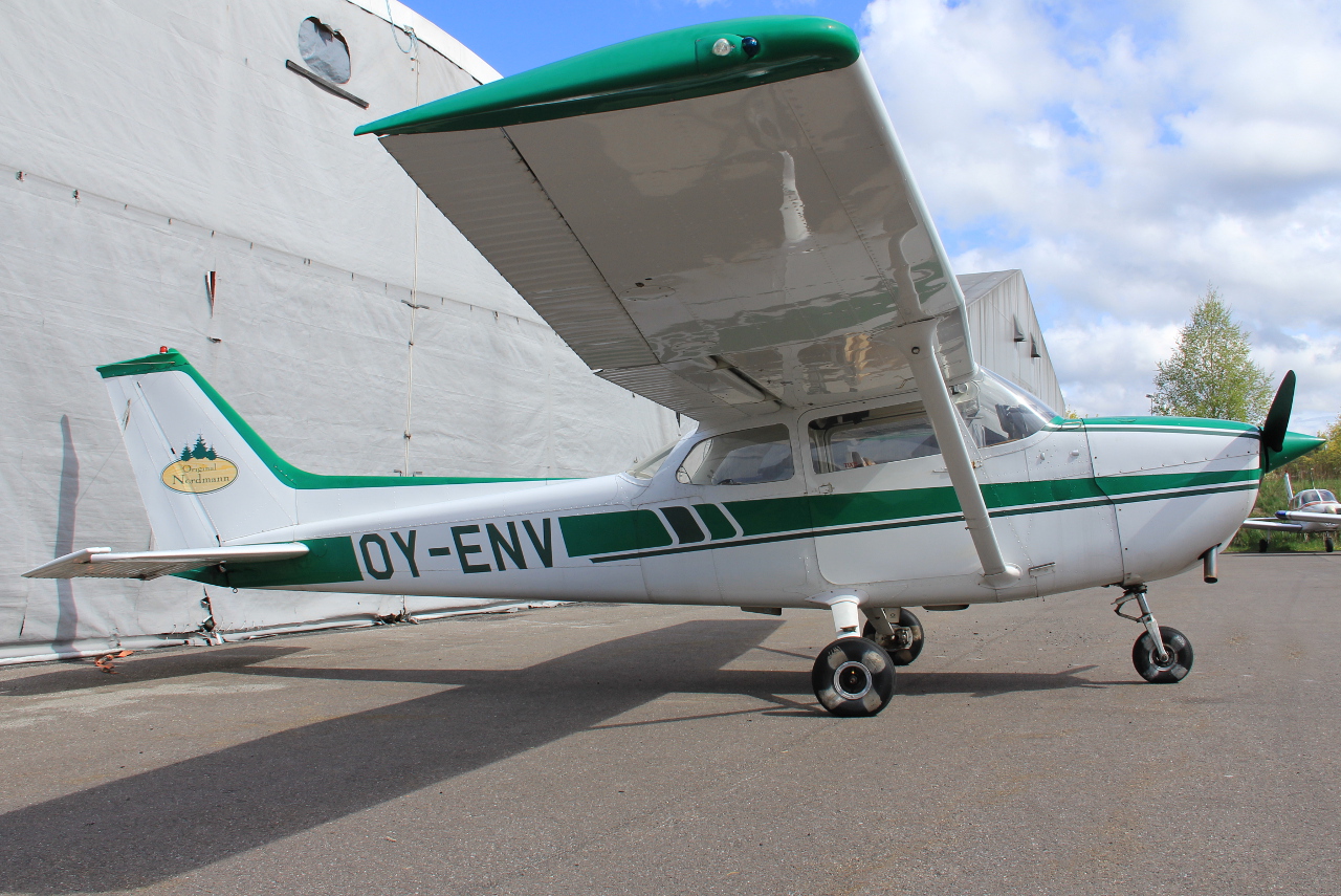 OY-ENV · Reims F172M Skyhawk · (ENKJ)