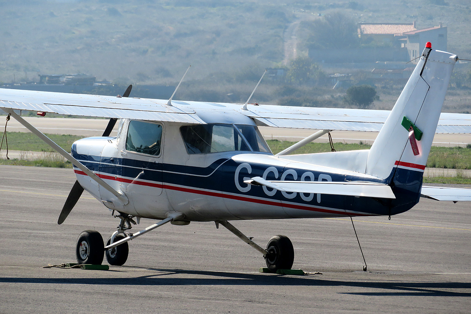 G-CGSP · Cessna 152 · (LPCS)