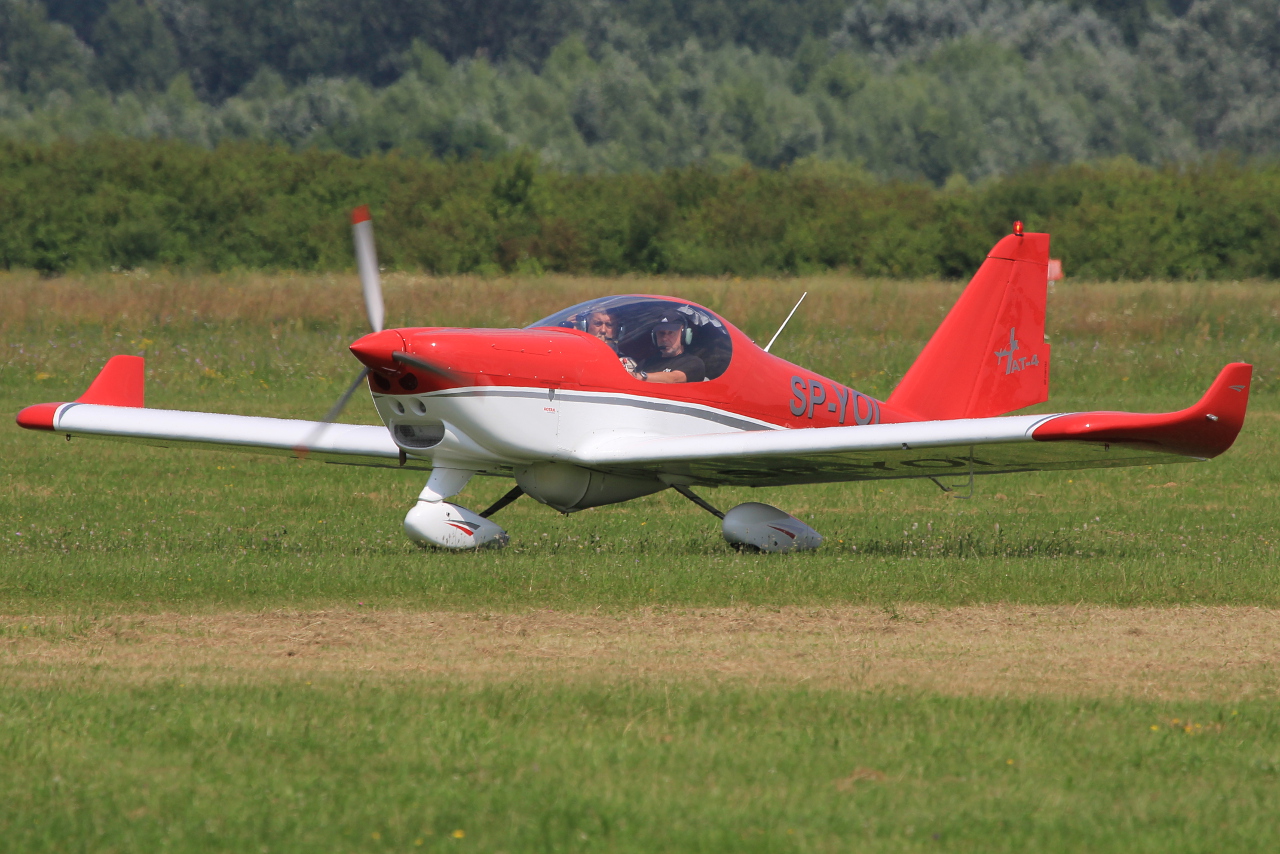 SP-YOI · Aero AT-4 · (EPST)