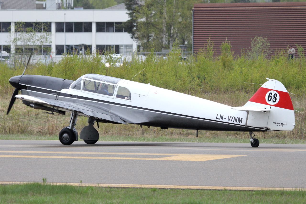 LN-WNM (125) Nord 1002 Pingouin II