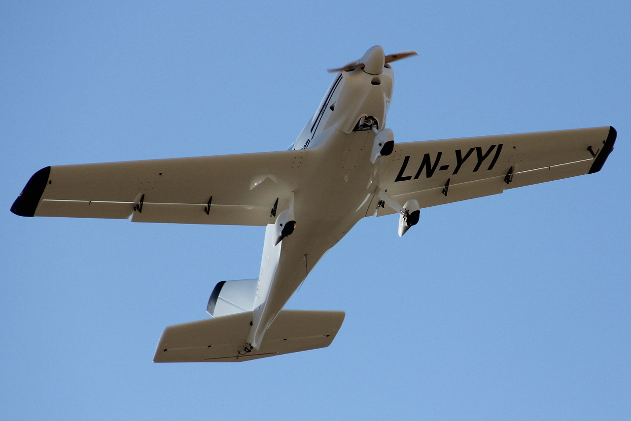 LN-YYI · Corvus Phantom · (SVG / ENZV)