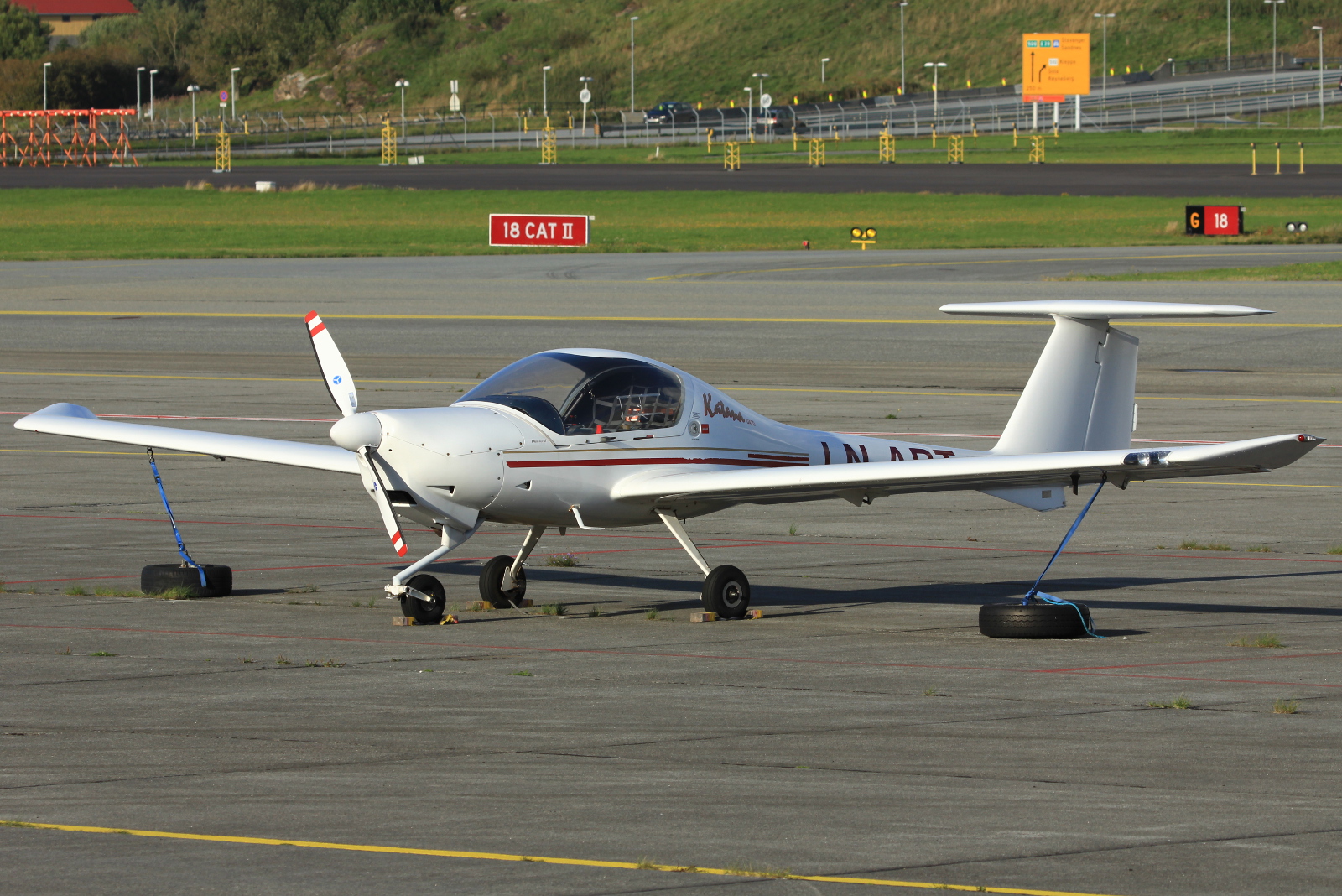 LN-ABT · Diamond DA-20-A1 Katana · (SVG / ENZV)