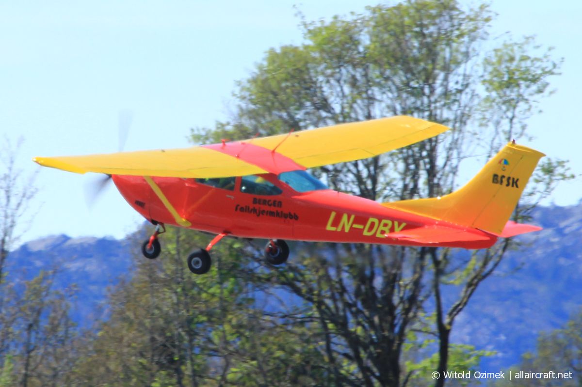 LN-DBY (182-60103) Cessna 182N Skylane