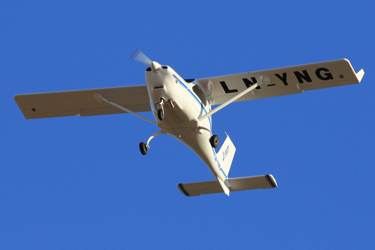 LN-YNG · Jabiru J 170 SW · (SVG / ENZV)