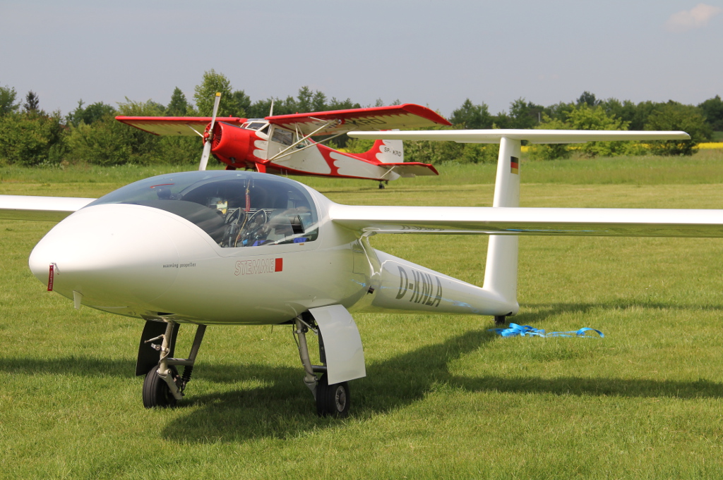 D-KNLA · Stemme S-10VT · (EPST)