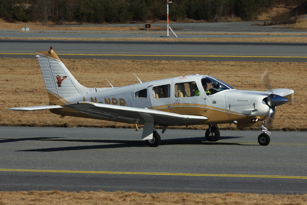 LN-NPR (28R-7837247) Piper PA-28R-201 Arrow III