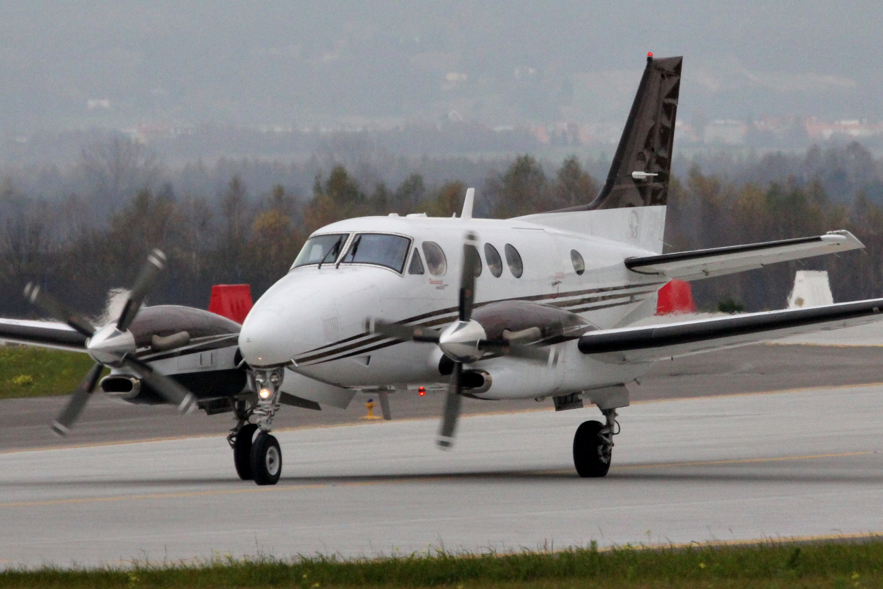 SP-MMS · Hawker Beechcraft C90GTI · (RZE / EPRZ)