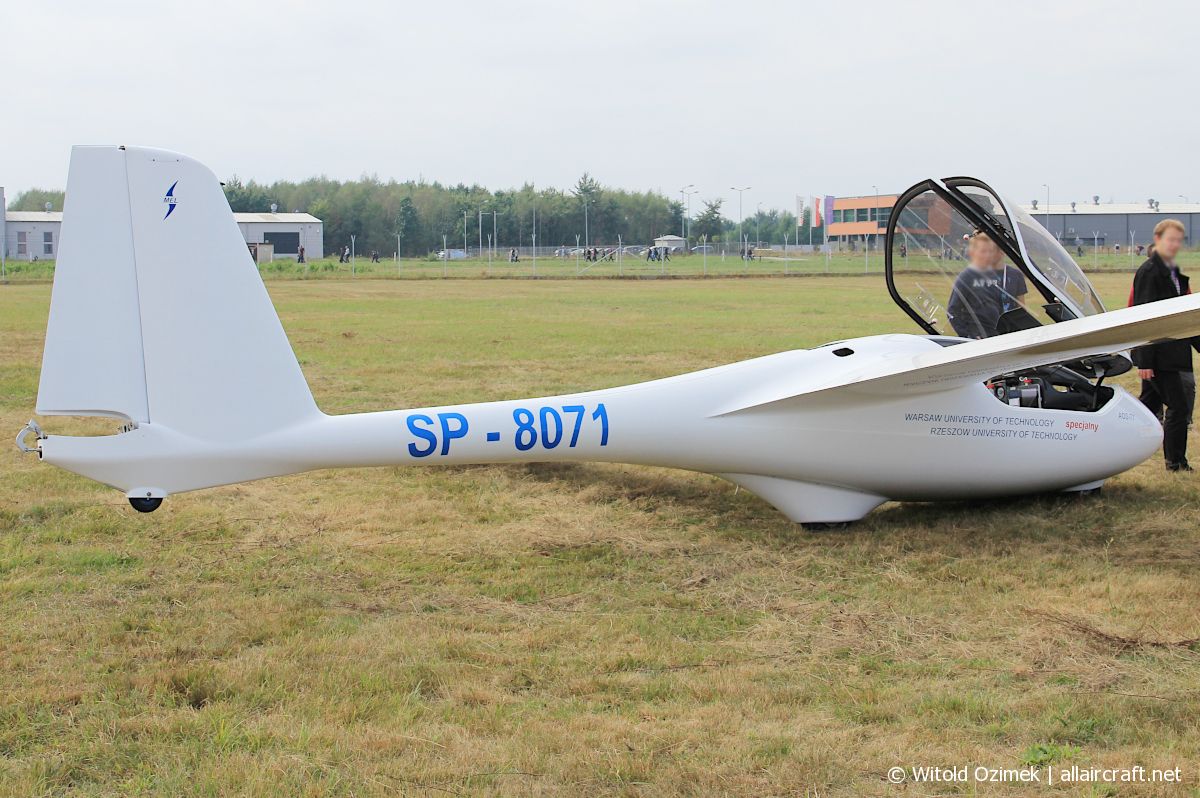 SP-8071 · Politechnika Rzeszowska AOS-71 Salamander · (EPML)