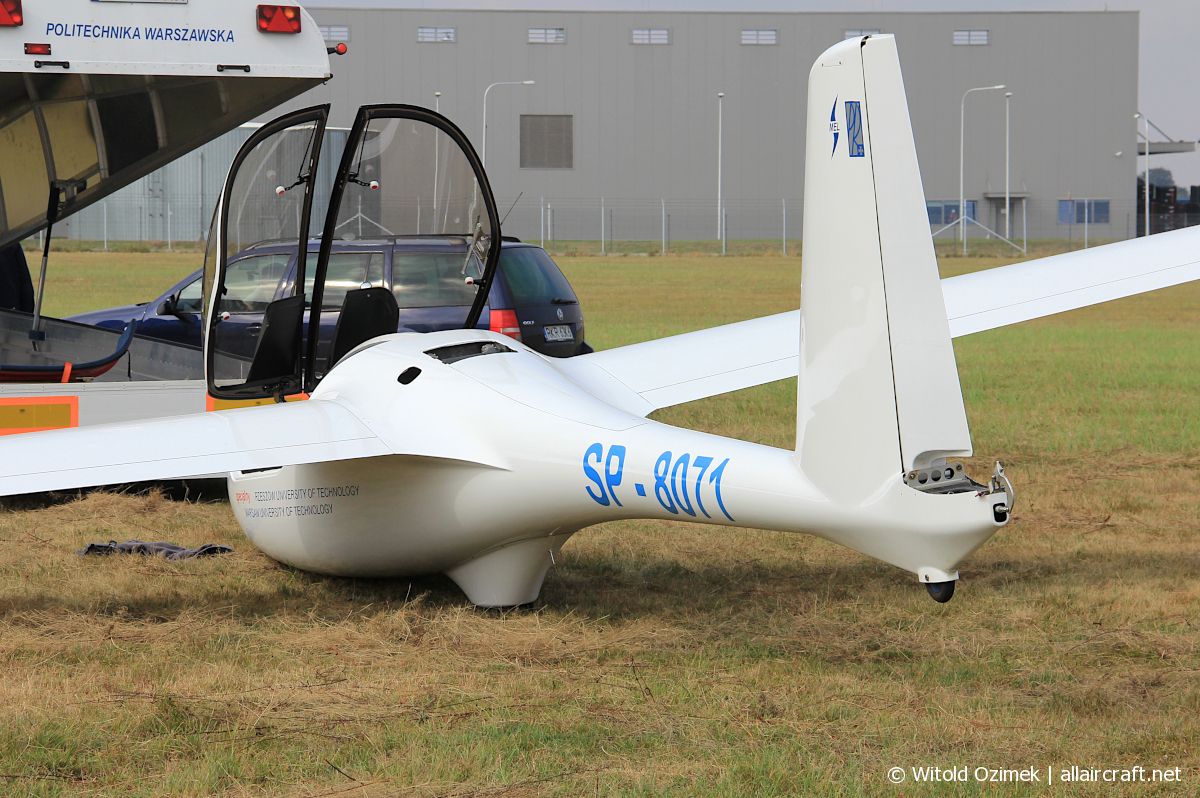 SP-8071 (71.01) Politechnika Rzeszowska AOS-71 Salamander