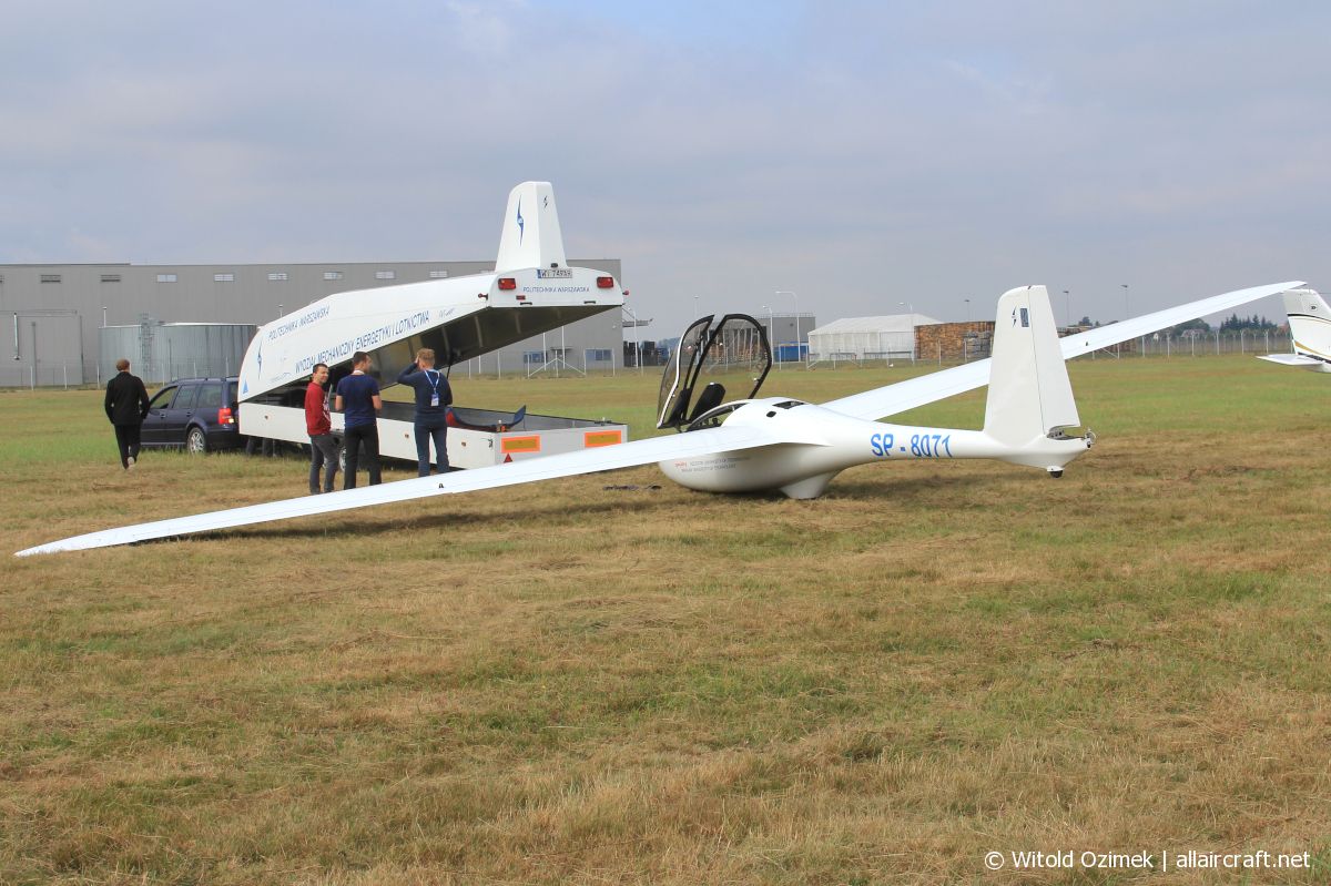 SP-8071 (71.01) Politechnika Rzeszowska AOS-71 Salamander