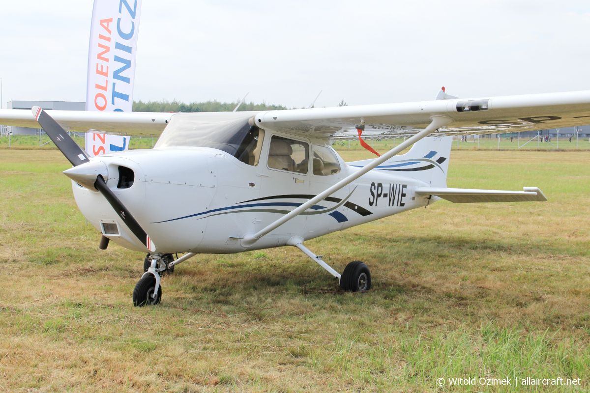 SP-WIE (172S10293) Cessna 172S Skyhawk