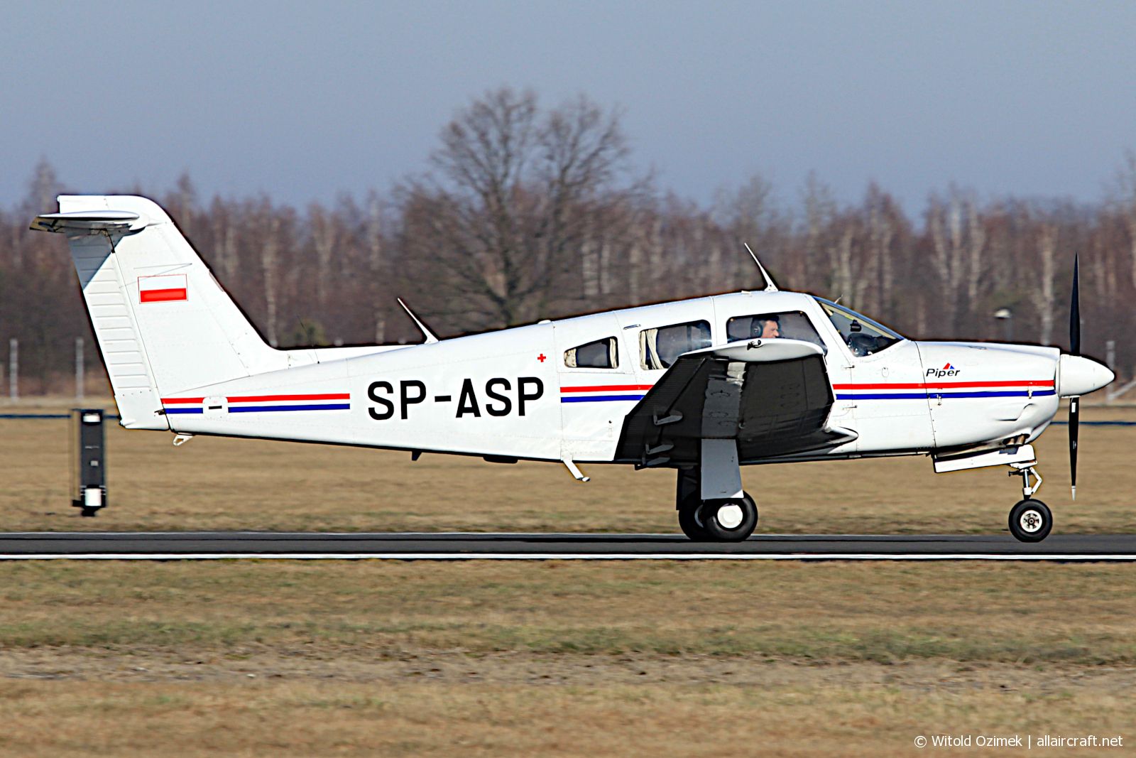 SP-ASP (28R-000) Piper PA-28RT-201