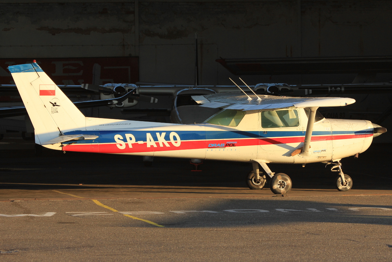 SP-AKO, (cn 15283681), Cessna 152
