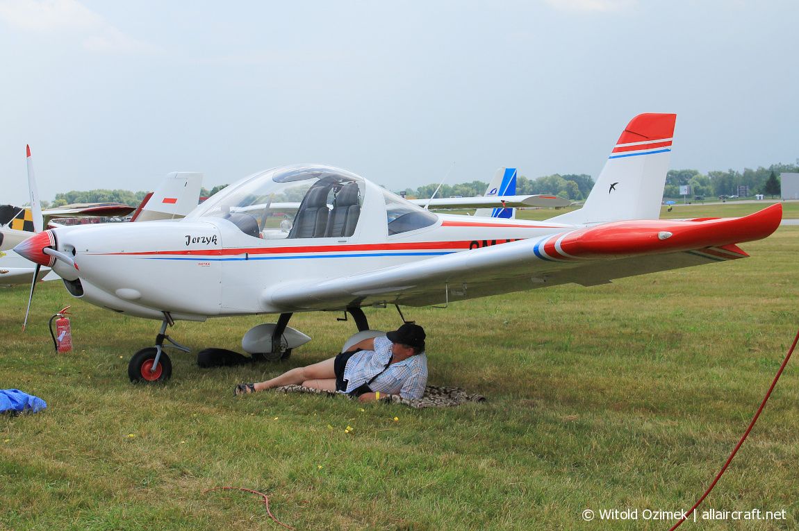 OM-M402 · KB-2 Jerzyk · EPRJ