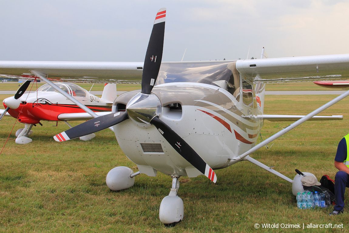 SP-SKL · Cessna 182A Skylane · EPRJ