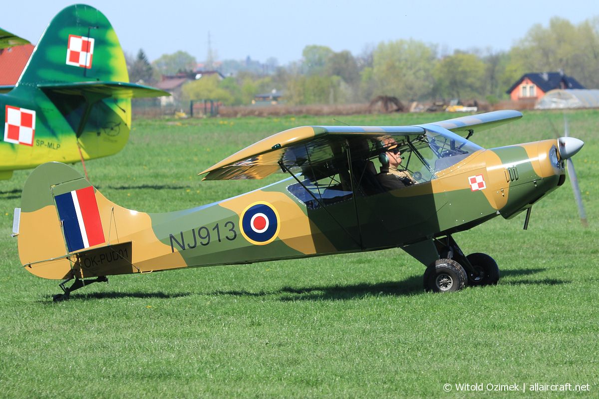OK-PUD01 · Let-Mont TUL-09 Tulak · (EPKP)