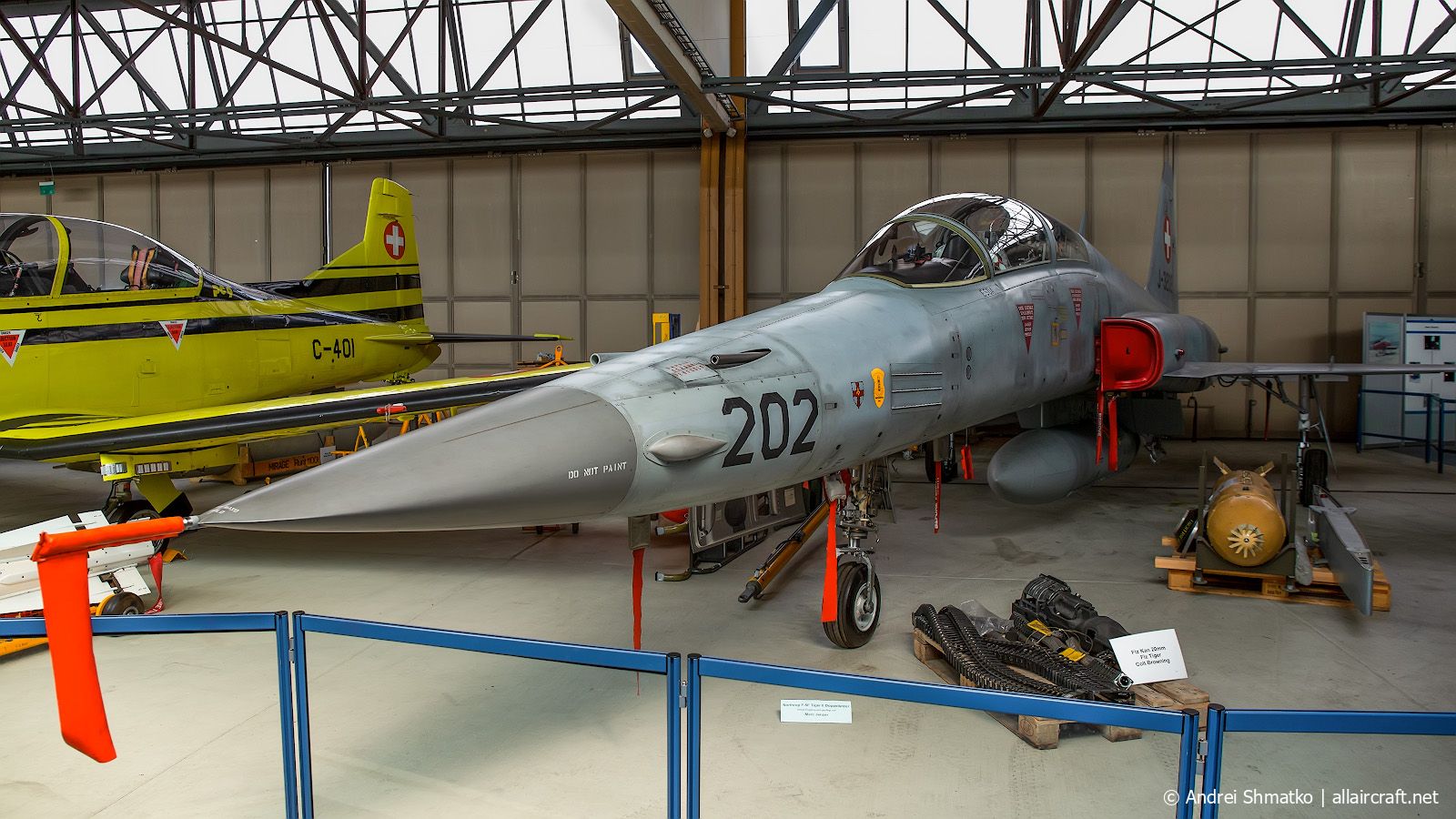 J-3202 (M.1002) 1976 Northrop F-5F Tiger II