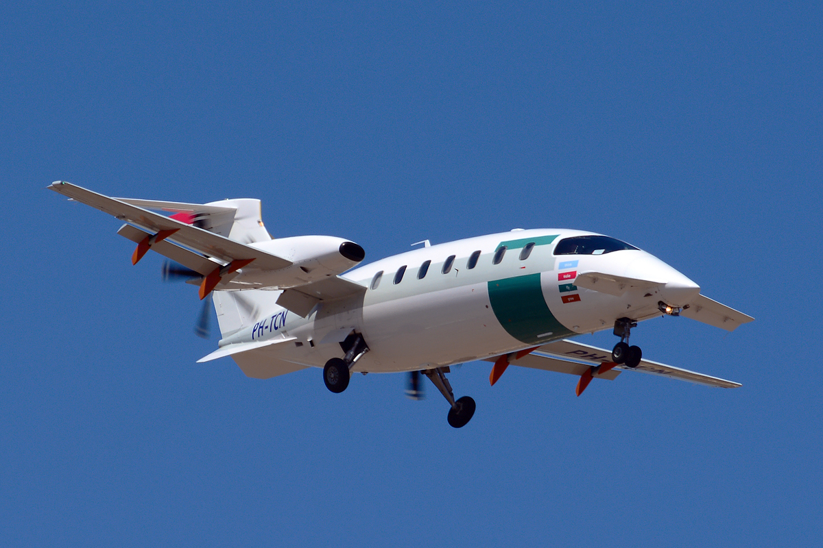 PH-TCN · Piaggio P-180 Avanti · (LPA / GCLP)
