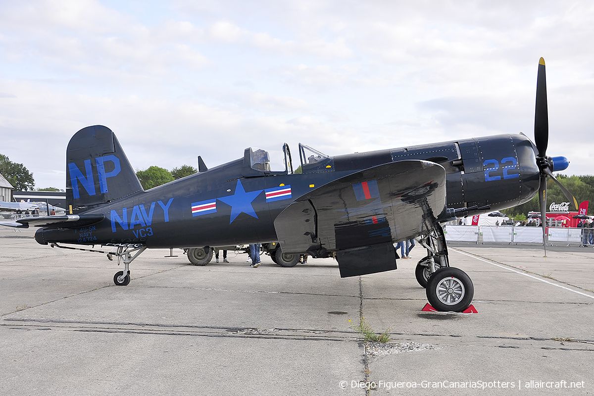 F-AZEG (124-724) 1944 Vought F4U-5NL Corsair