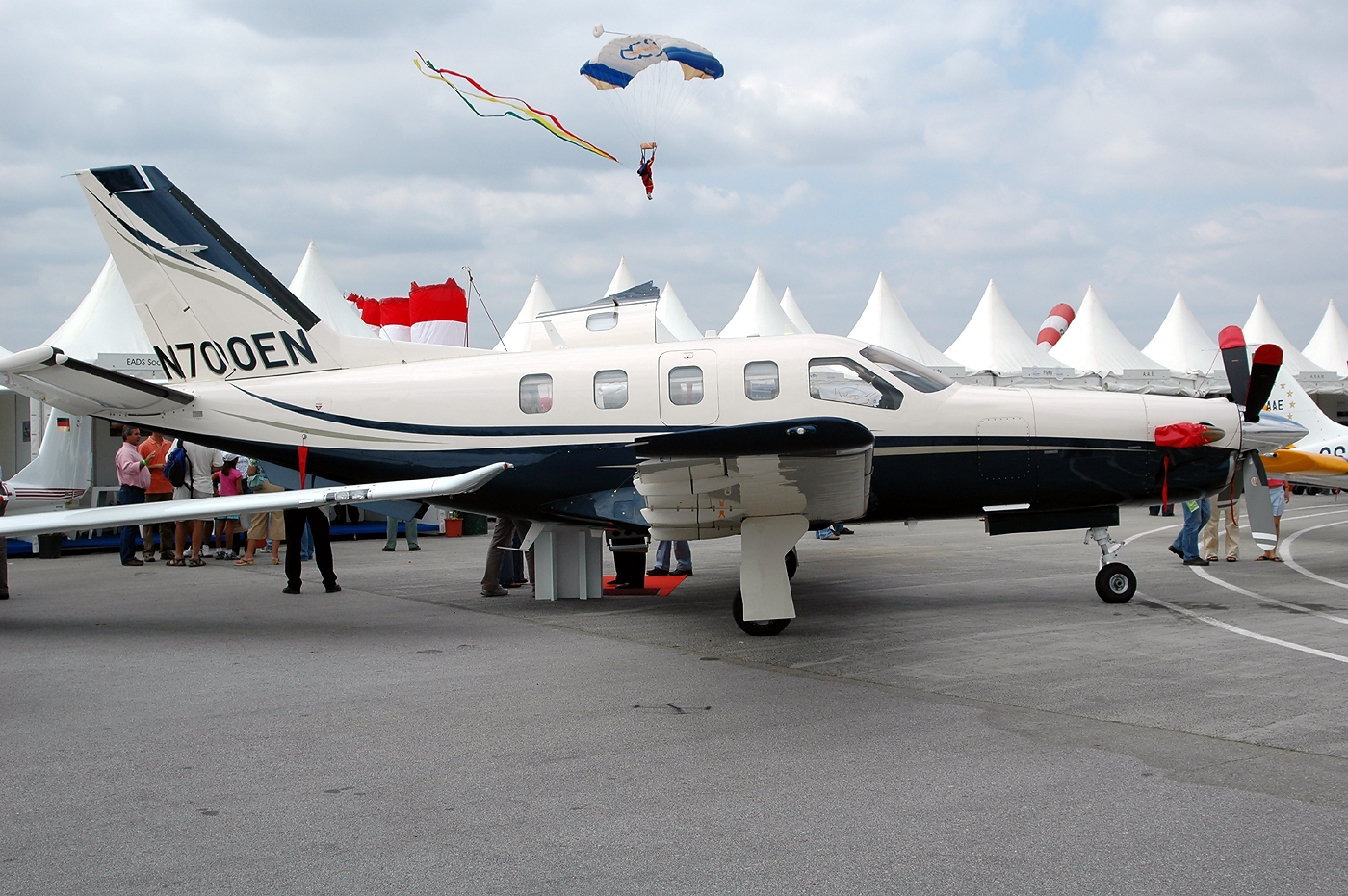 N700EN · Socata TBM-700 · (LPEV)