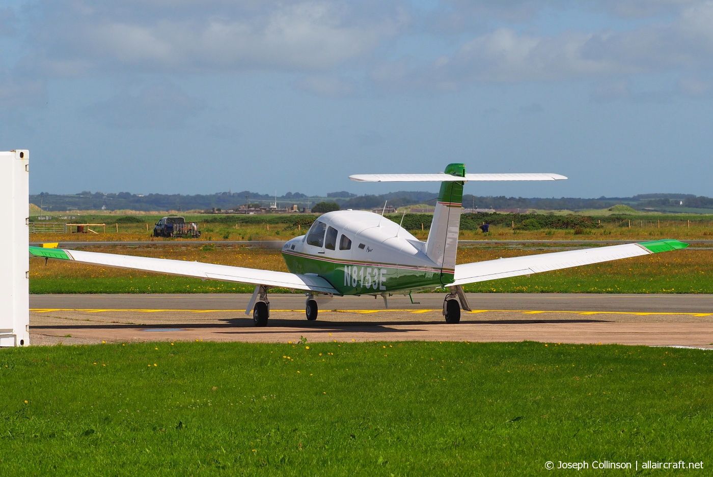 N8153E · Piper PA-28RT-201T · (EGCK)