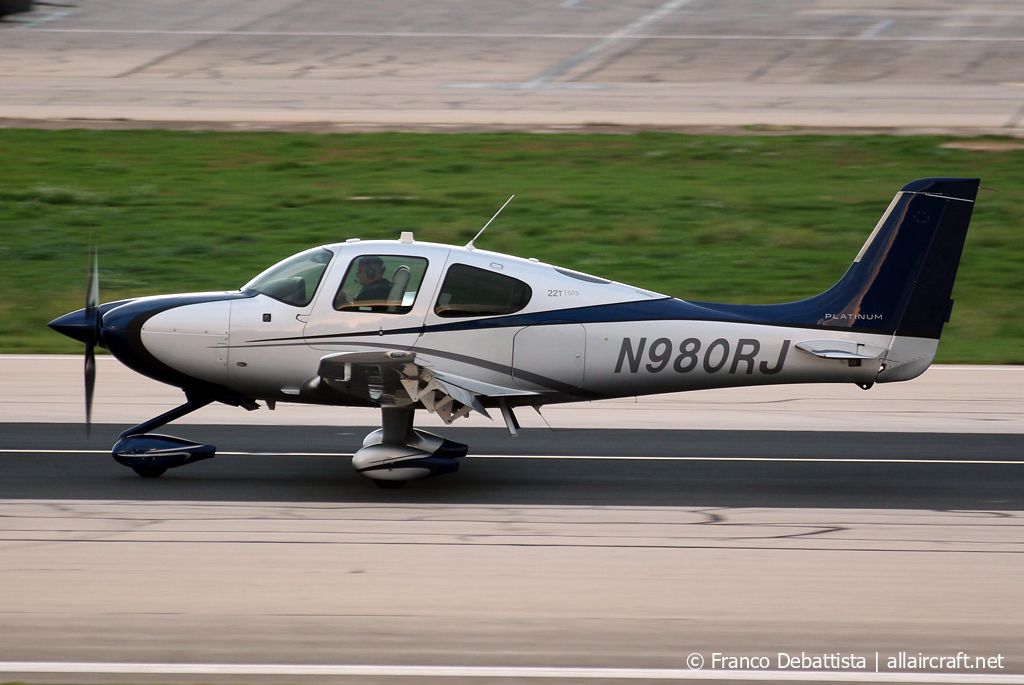 N980RJ (980) 2015 Cirrus SR22T