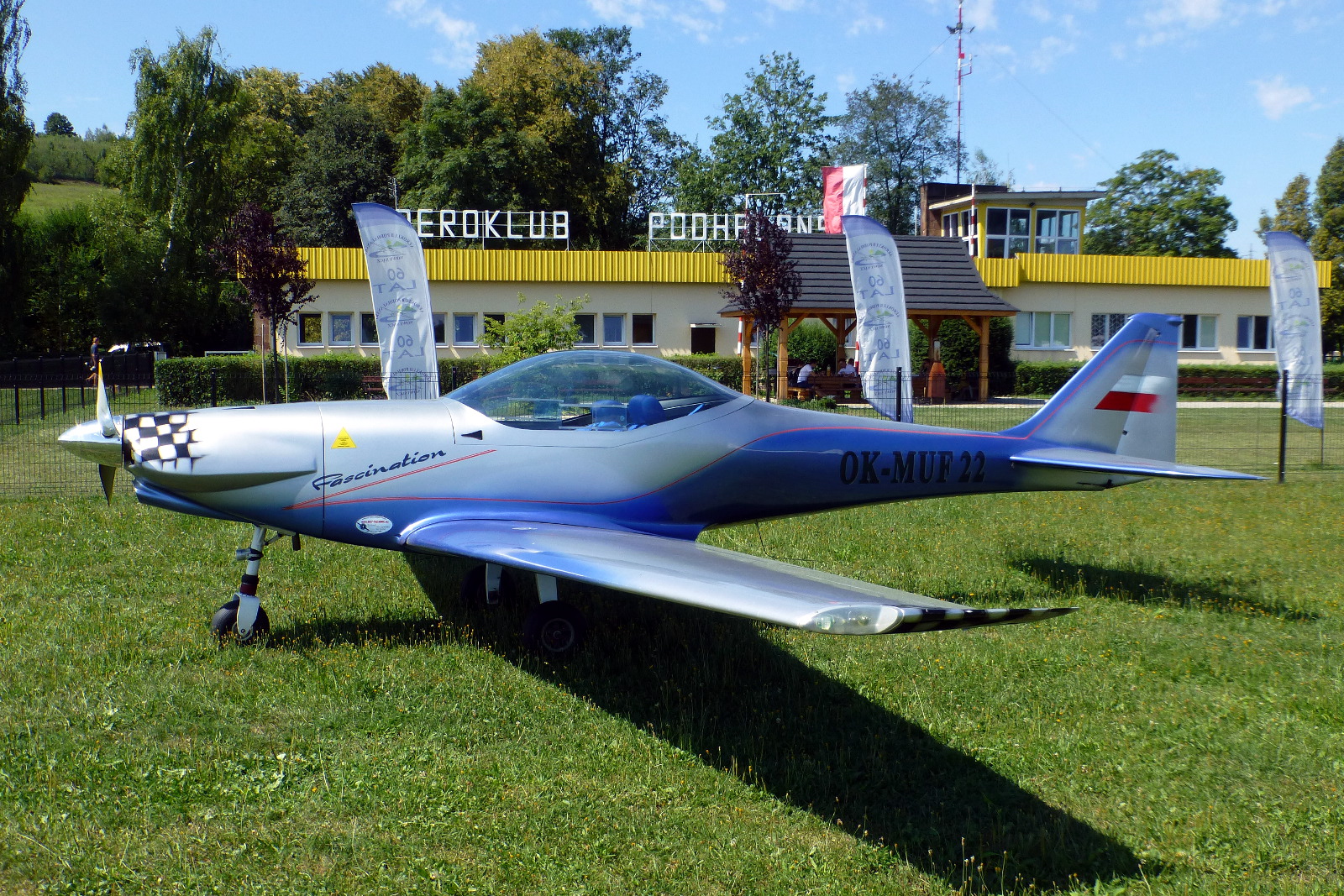 OK-MUF22 · Dallach D4 Fascination F100 · (EPNL)