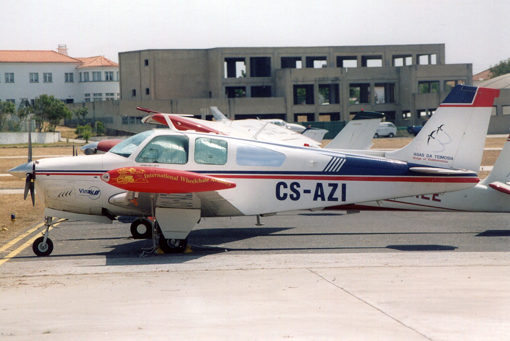 CS-AZI · Beechcraft F33A Bonanza · (LPCS)