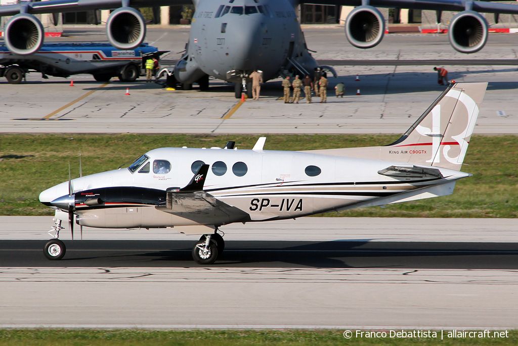SP-IVA (LJ-1978) 2010 Hawker Beechcraft C90GTx