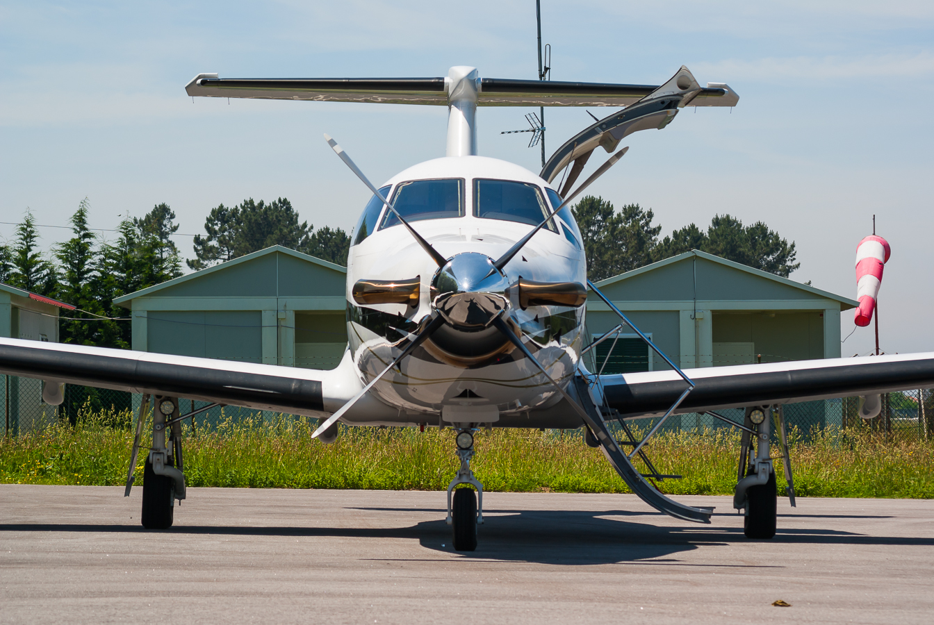 T7-PBL · Pilatus PC-12/47E · (BGZ / LPBR)