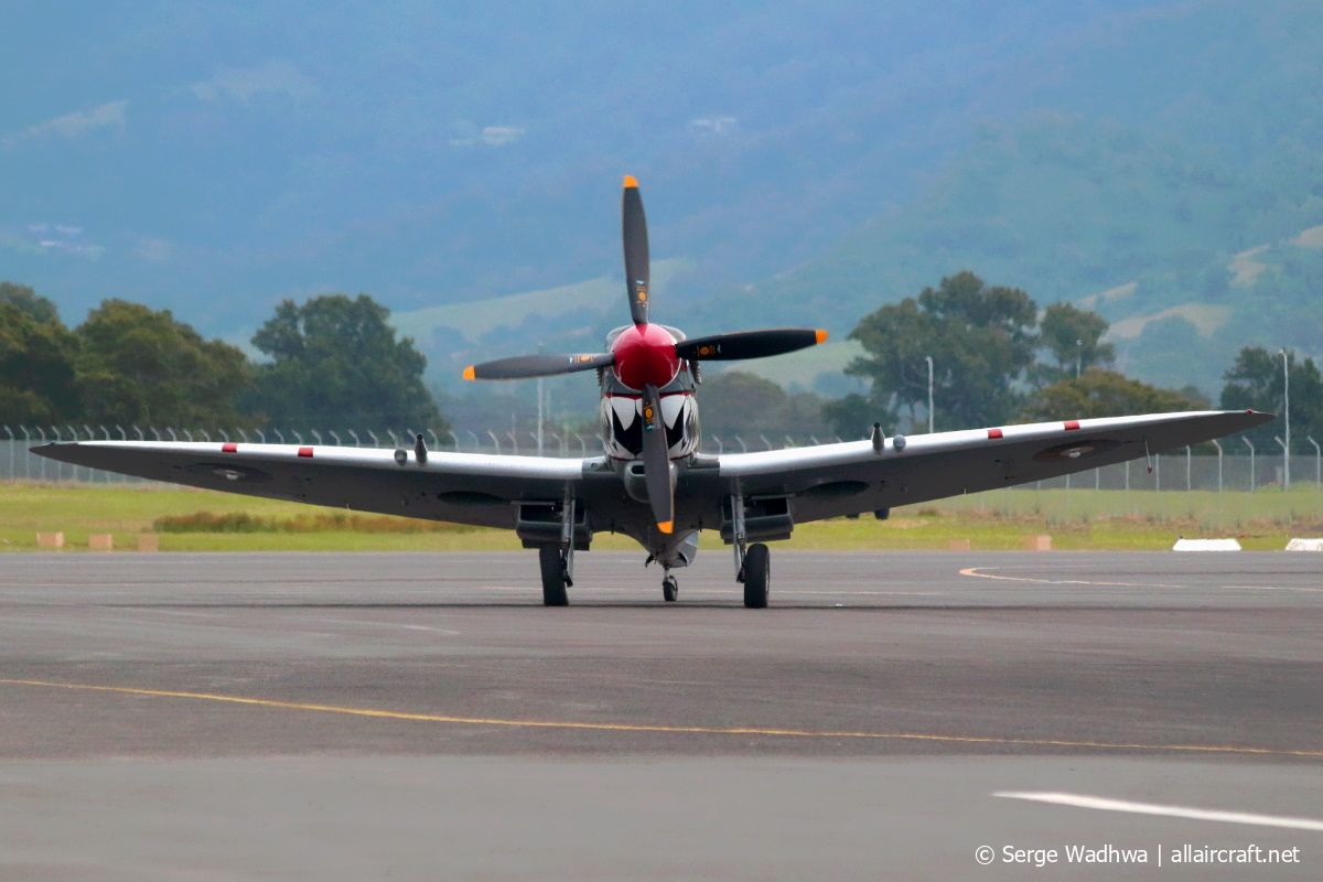 VH-HET / A58-758 1944 Supermarine Spitfire HF.VIII