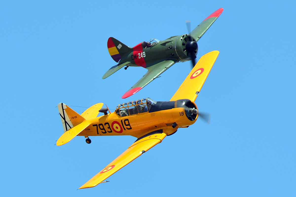 EC-DUN · North American T-6G Texan · (LECU / LEVS)