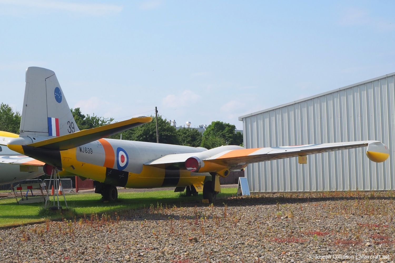 WJ639 · English Electric Canberra TT.18 · -