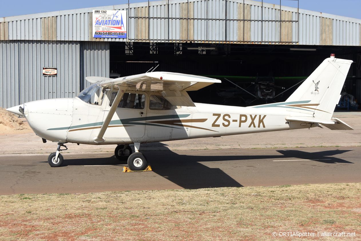 ZS-PXK · Cessna 172G Skyhawk · (FAVV)