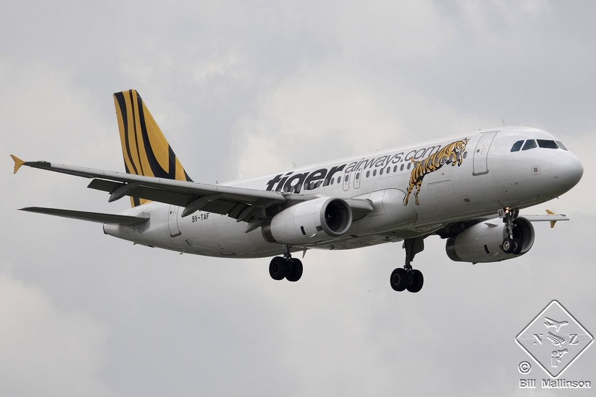 9V-TAF, (cn 2728), Airbus A320-232
