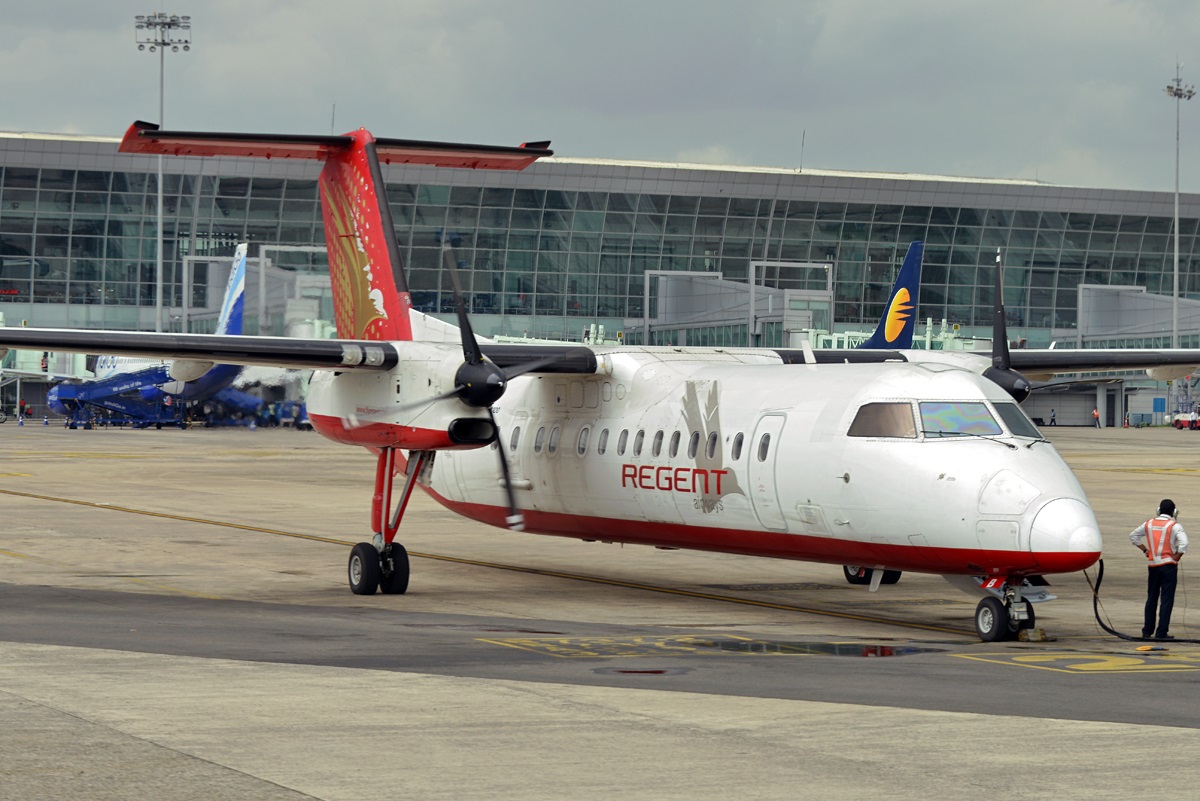 S2-AHB (543) 2000 Bombardier Dash 8-Q314