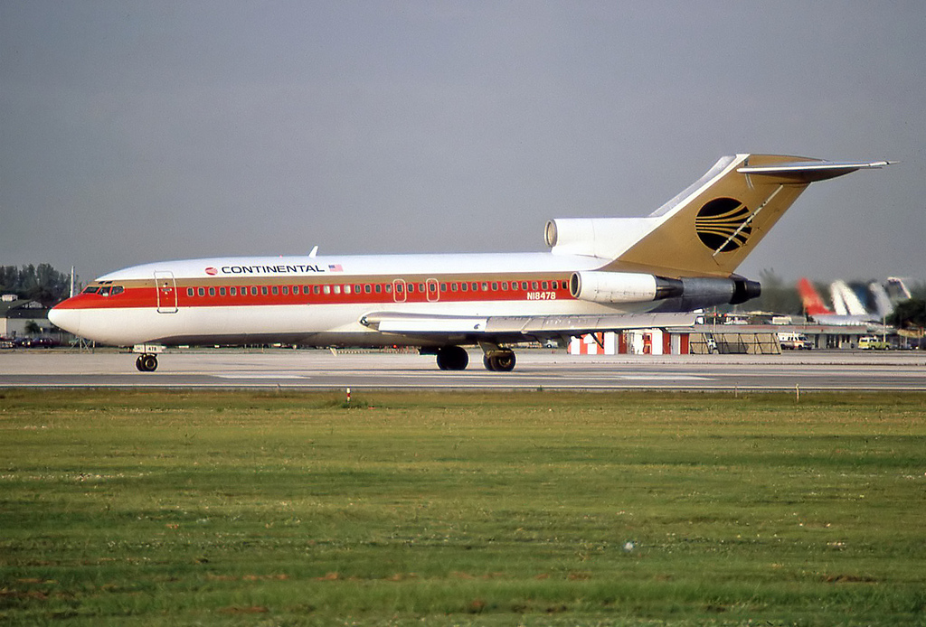 N18478 (018364) Boeing 727-30